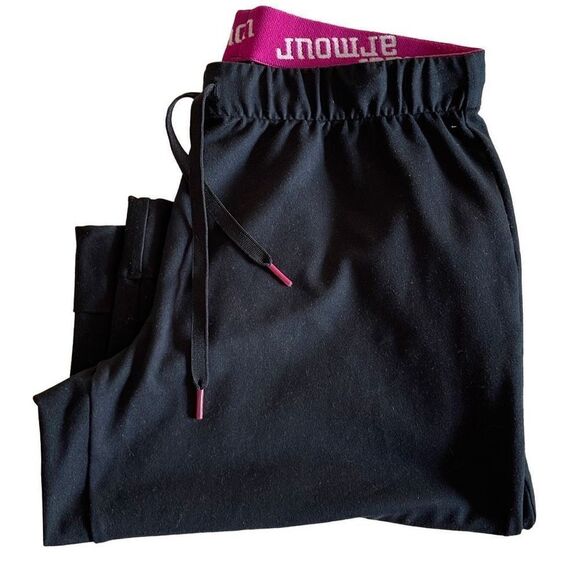 Under Armour Womens All Season Gear Shorts Active Stretch Athletic Black Size SM - Picture 2 of 5